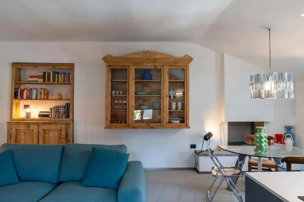Casa Cometa Designer Attic Menaggio İtalya