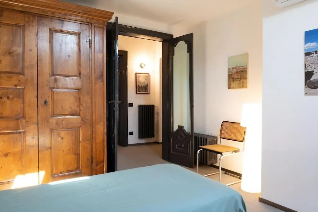Casa Cometa Designer Attic Menaggio Daire