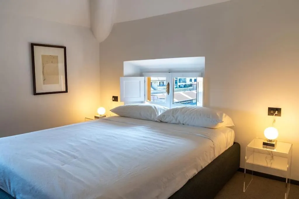 Daire Casa Cometa Designer Attic Menaggio İtalya